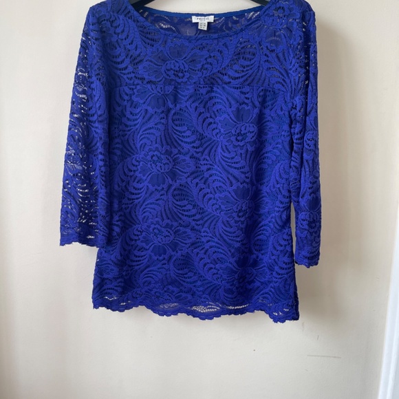 Royal Blue Lace Top with 3/4 Sleeves - Picture 9 of 10